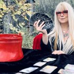 Maggie Moon - Tarot Readings